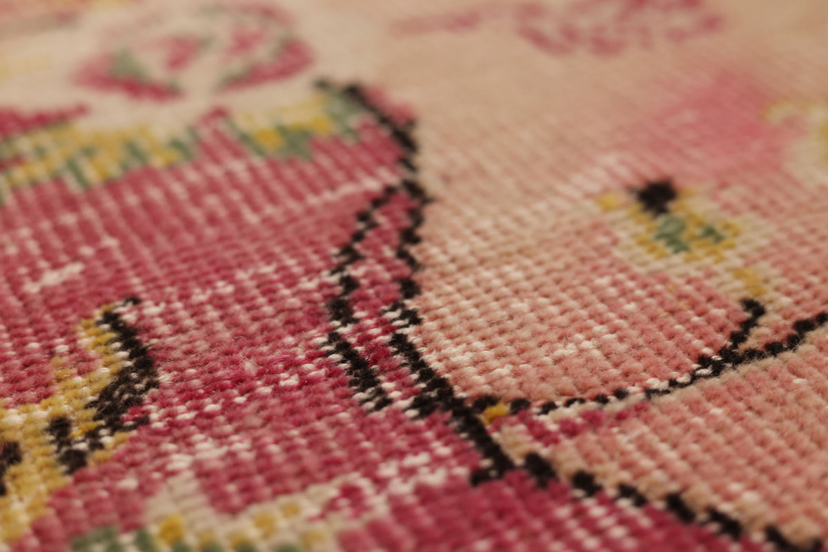 Vintage Manisa Turkish Area Rug 6x9 ft — Pink & Red Distressed