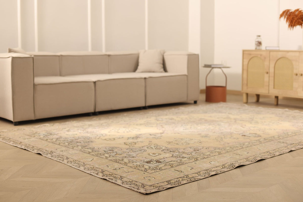Vintage Isparta Turkish Oversize Rug 8x11 ft — Beige & Brown Floral