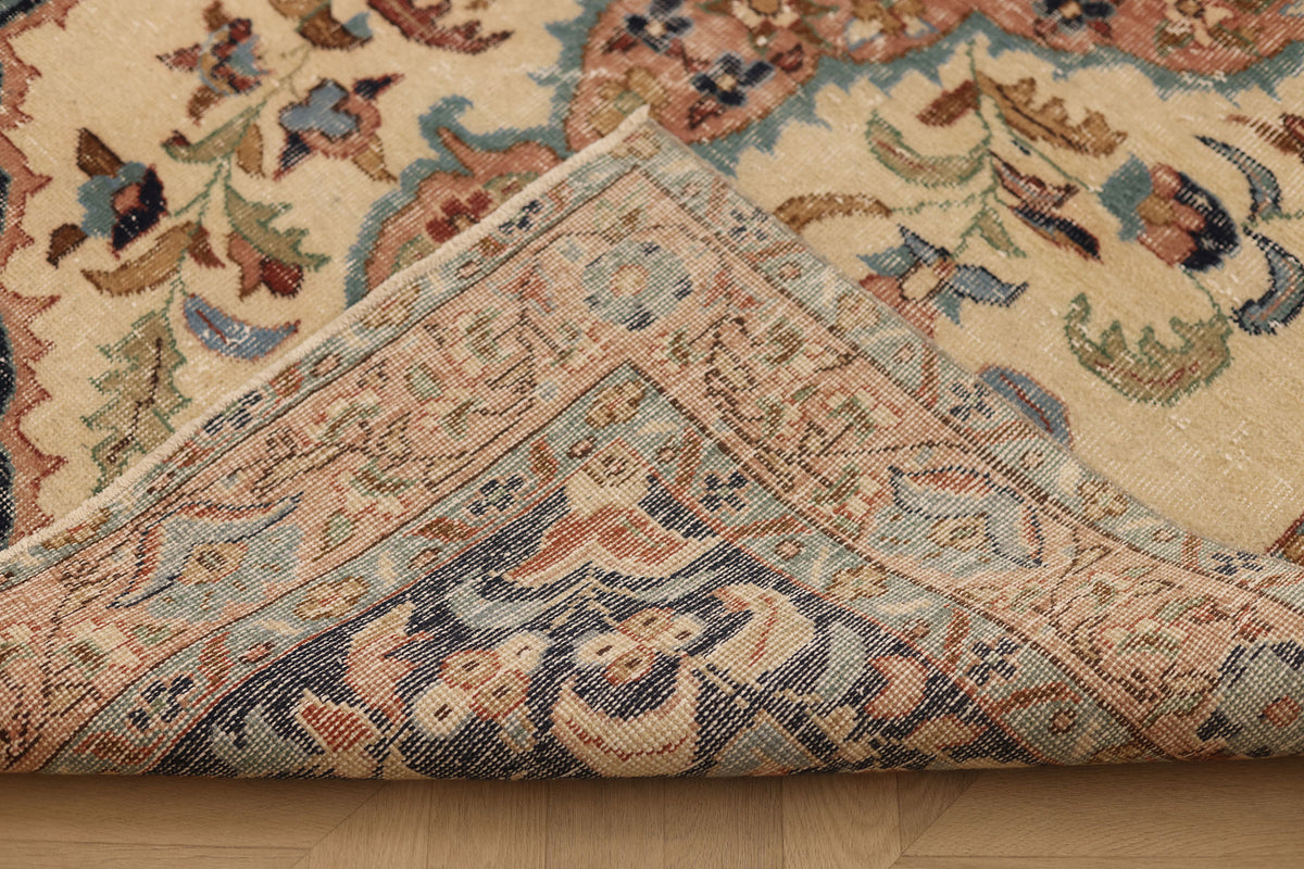Vintage Isparta Turkish Area Rug 5x8 ft — Beige & Blue Floral