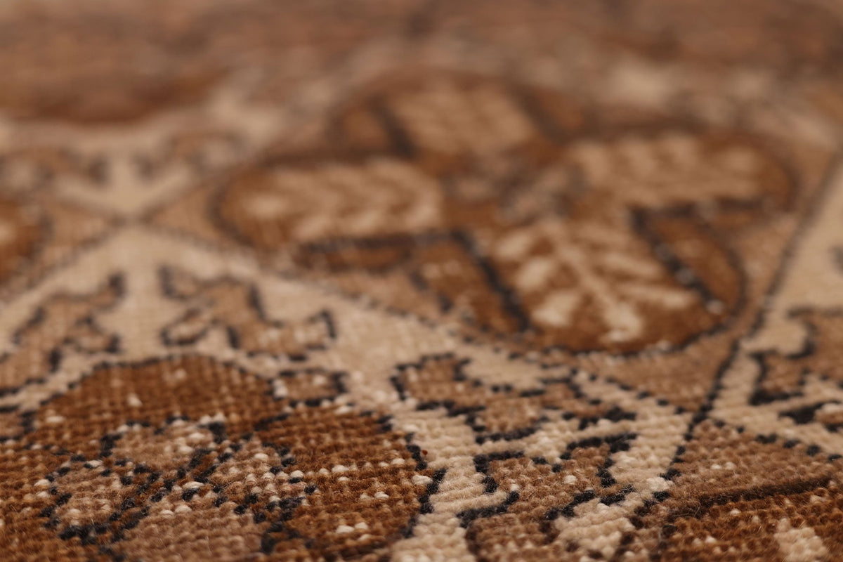 Vintage Uşak Turkish Area Rug 5x7 ft — Brown & Beige Floral