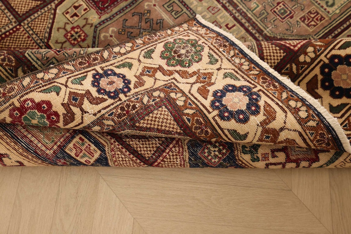 Vintage Kayseri Turkish Area Rug 5x8 ft — Beige & Brown Medallion