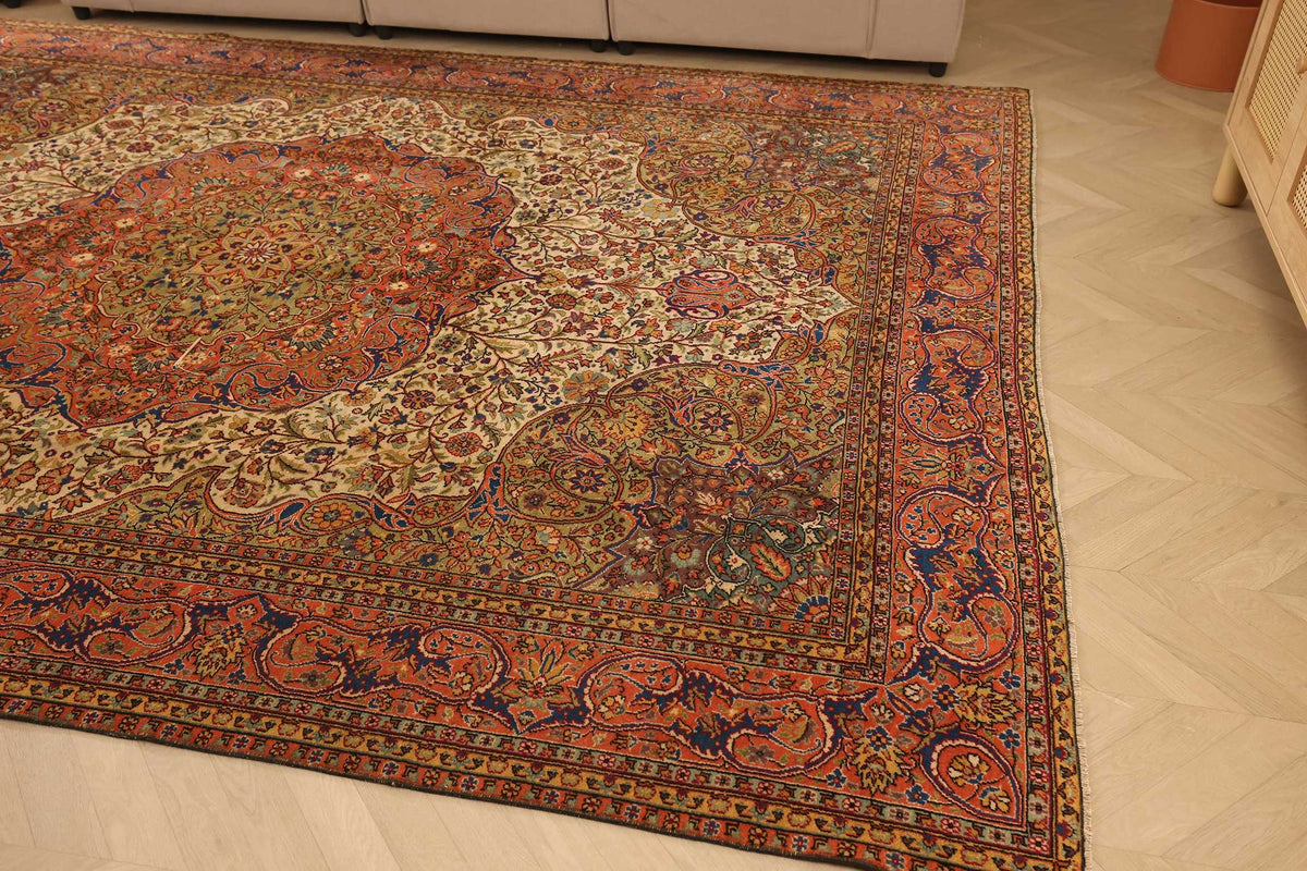 Vintage Konya Turkish Area Rug 8x11 ft — Beige & Orange Medallion