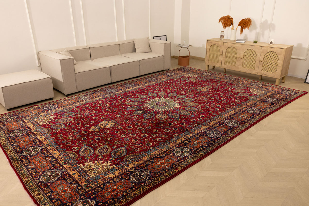 Vintage Southeastern Persian Style Oversize Rug 9x15 ft — Red & Blue Medallion