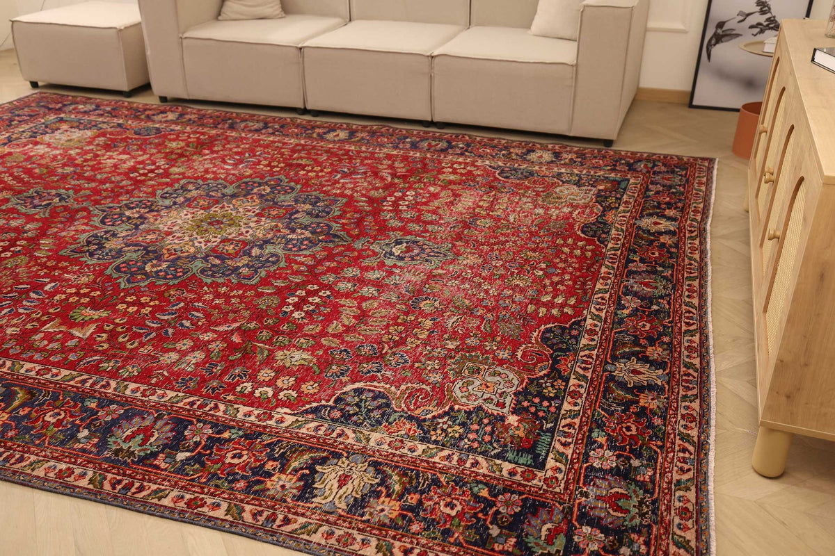 Vintage Southeastern Persian Style Oversize Rug 10x13 ft — Red & Blue Medallion