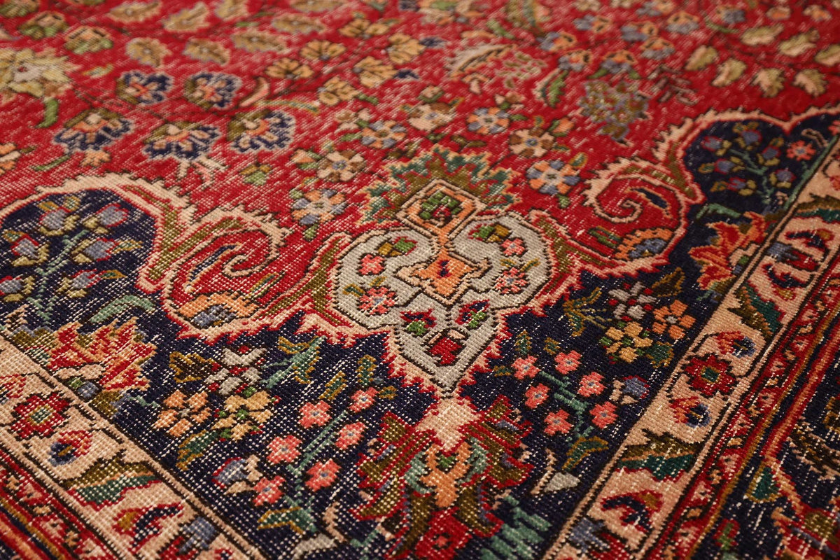 Vintage Southeastern Persian Style Oversize Rug 10x13 ft — Red & Blue Medallion
