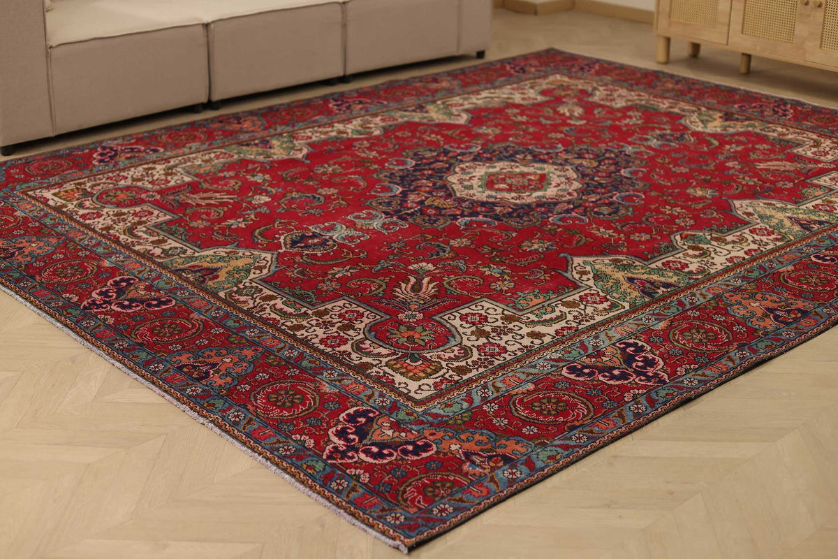 Vintage Southeastern Persian Style Oversize Rug 10x13 ft — Red & Blue Medallion