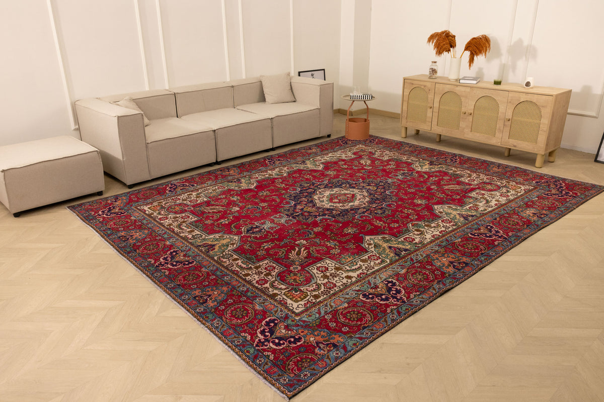 Vintage Southeastern Persian Style Oversize Rug 10x13 ft — Red & Blue Medallion