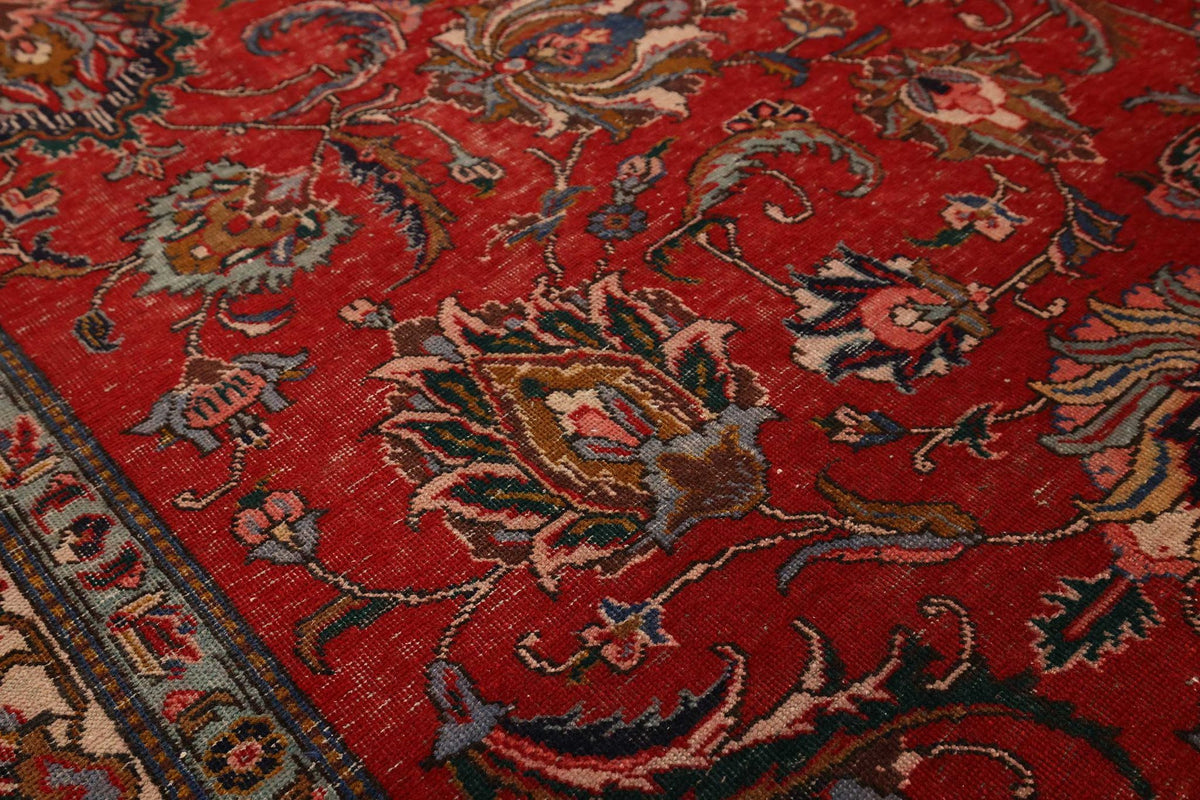Vintage Southeastern Persian Style Oversize Rug 10x13 ft — Red & Beige Floral