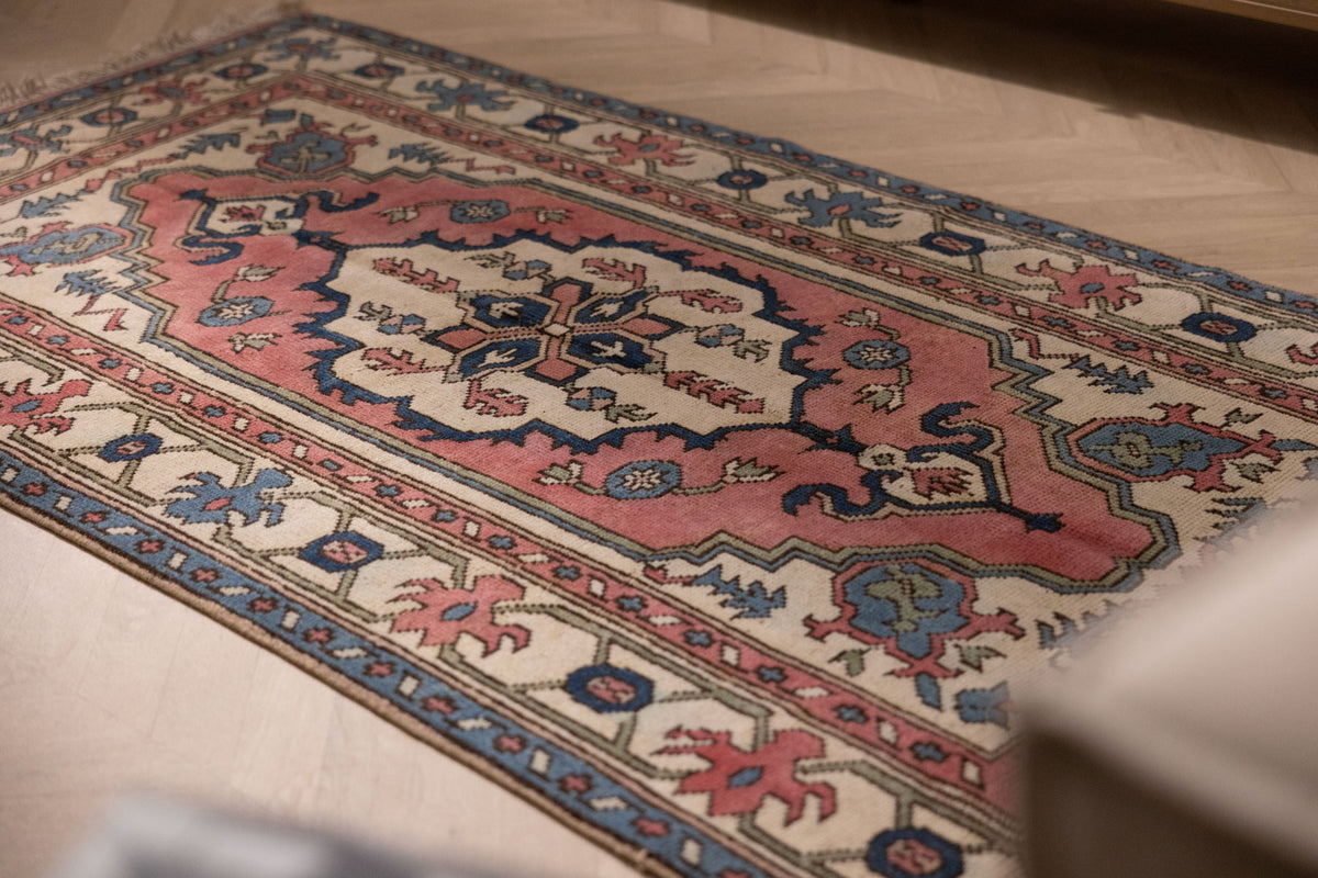 Vintage Niğde Turkish Area Rug 3x7 ft — Pink Floral