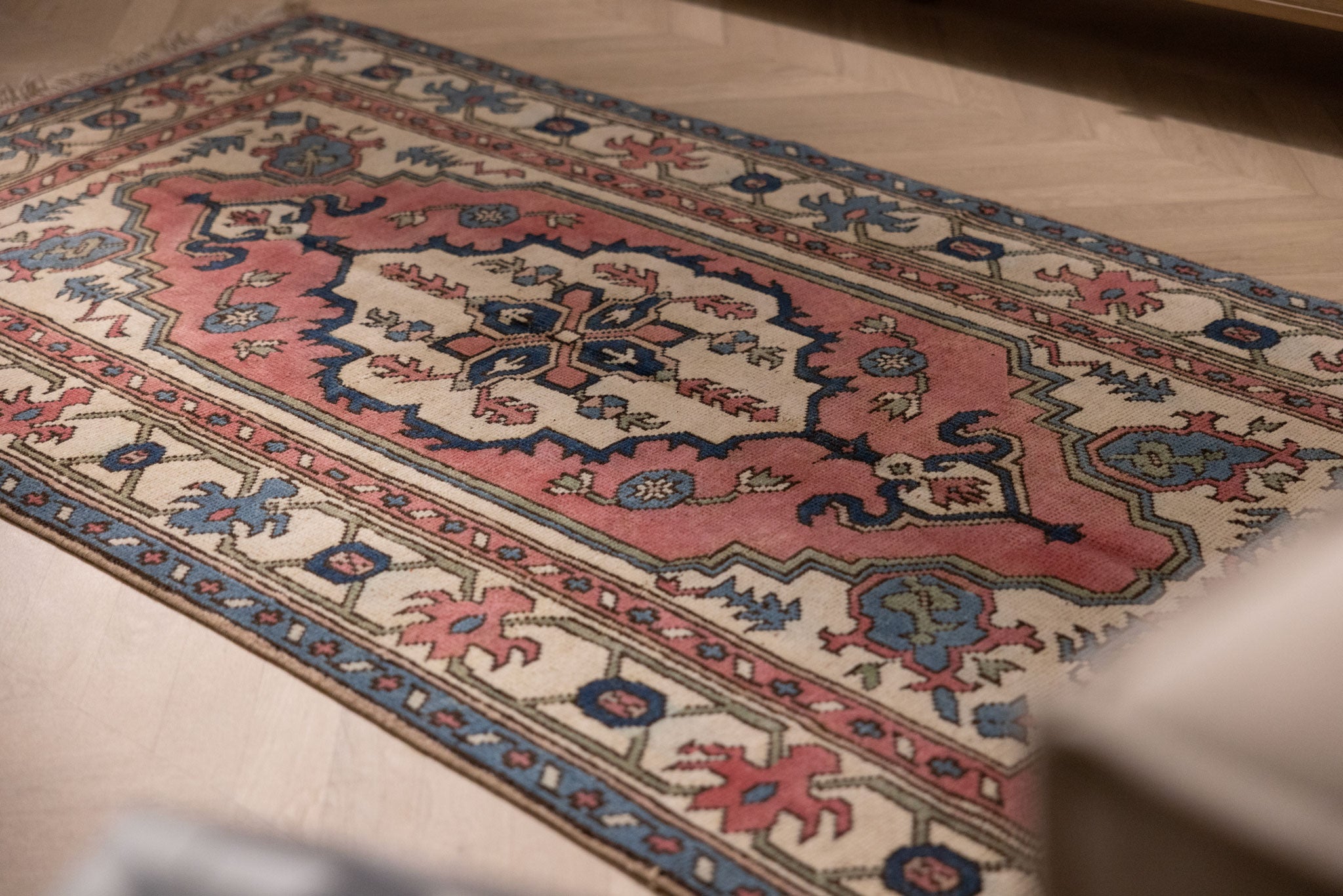 Vintage Niğde Turkish Area Rug 3x7 ft — Pink Floral