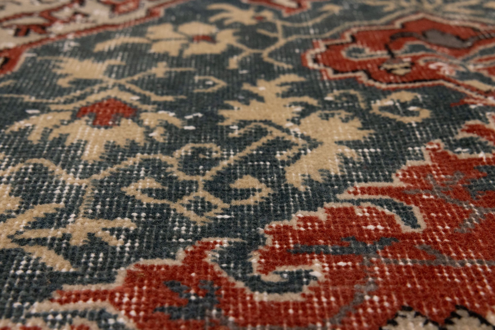 Vintage Isparta Turkish Area Rug 4x7 ft — Red & Blue Floral