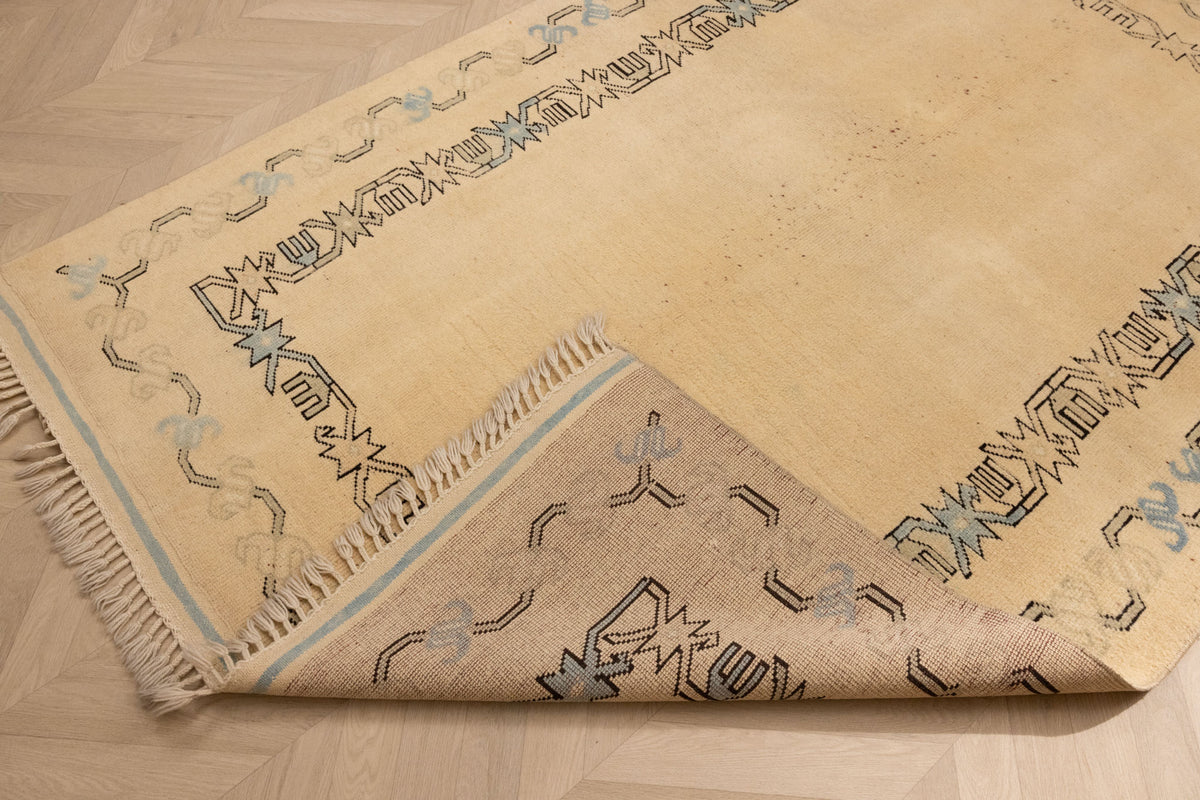 Vintage Denizli Turkish Area Rug 5x7 ft — Beige Geometric