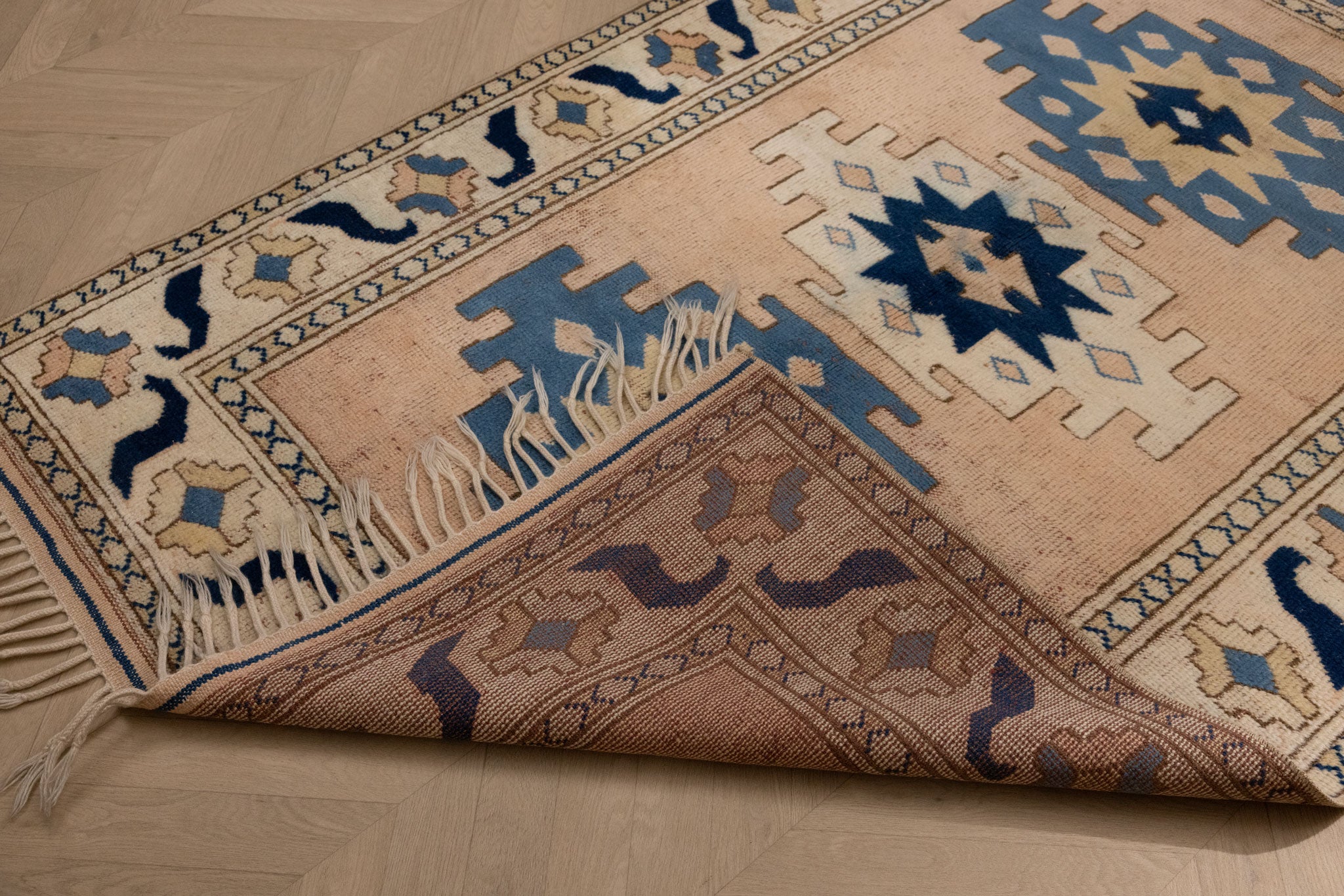 Vintage Niğde Turkish Area Rug 4x6 ft — Beige & Blue Geometric (No. 48965)