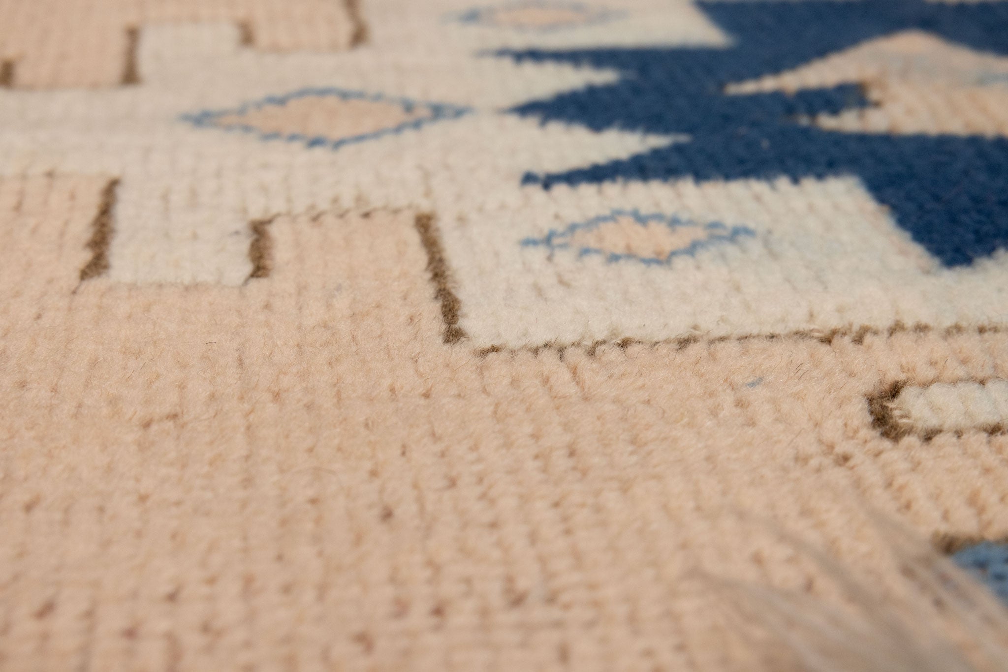 Vintage Niğde Turkish Area Rug 4x6 ft — Beige & Blue Geometric (No. 48965)