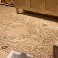 Vintage Nevşehir Turkish Area Rug 4x6 ft — Beige & White Medallion