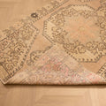 Vintage Nevşehir Turkish Area Rug 4x6 ft — Beige & White Medallion
