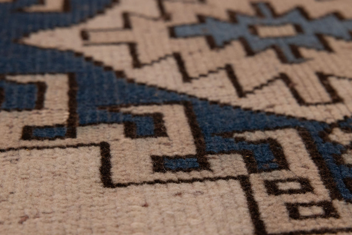 Vintage Niğde Turkish Area Rug 4x6 ft — Beige & Blue Geometric (No. 55391)