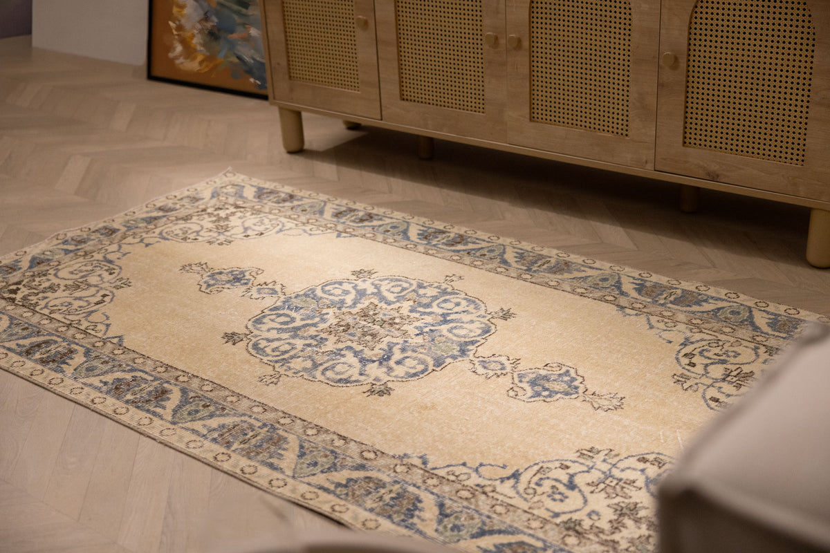 Vintage Isparta Turkish Area Rug 3x6 ft — Beige & Blue Floral