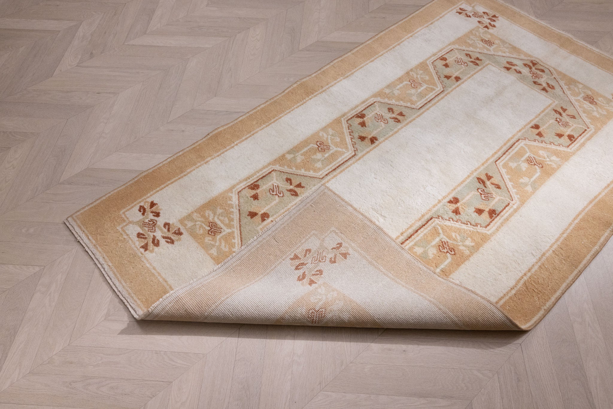 Vintage Muğla Turkish Area Rug 3x6 ft — White & Orange Floral