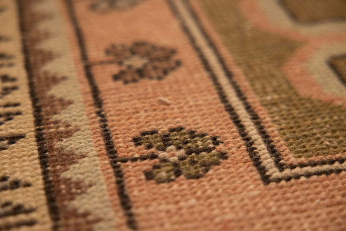 Vintage Niğde Turkish Area Rug 4x9 ft — Pink & Orange Geometric