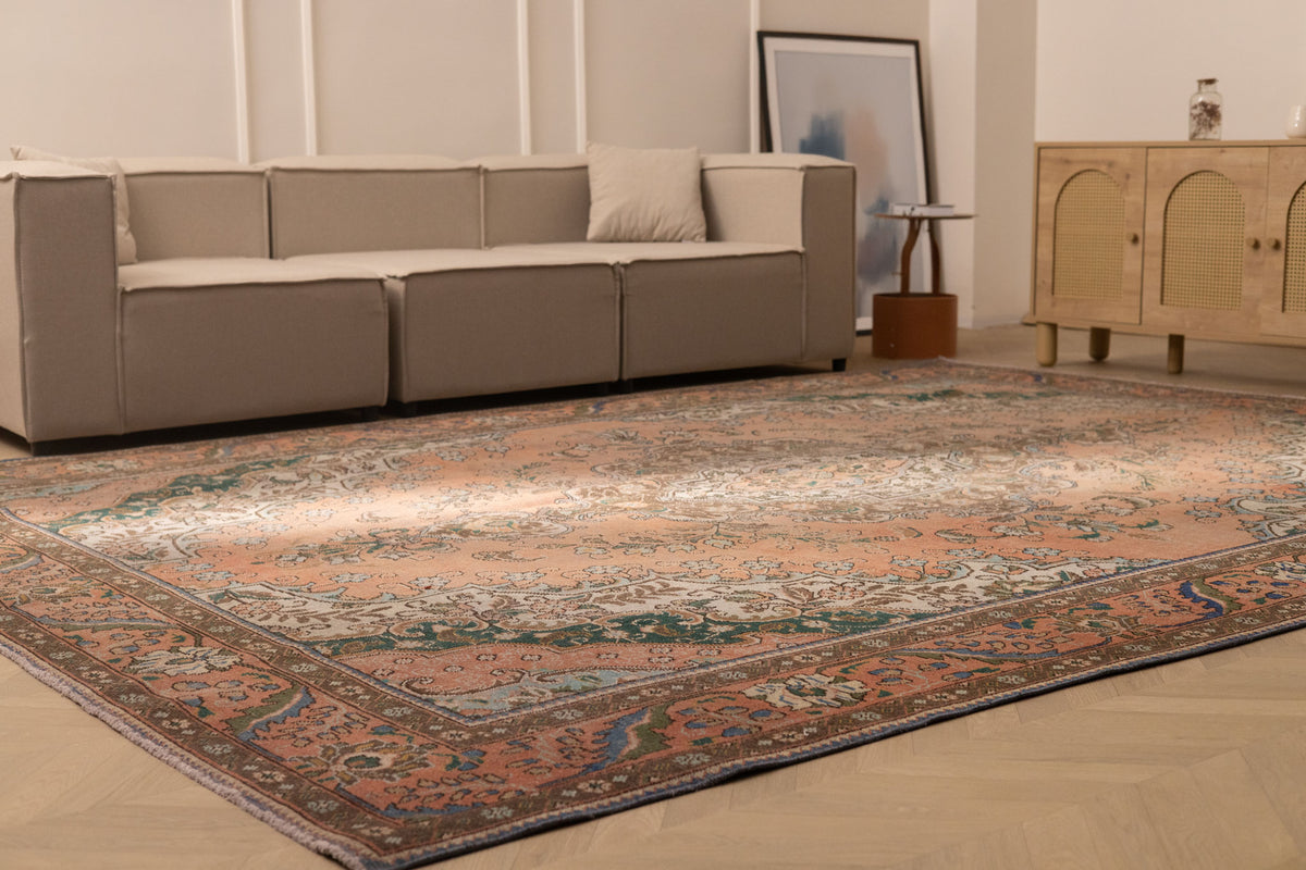 Kumareth Persian-Style Oversize Area Rug