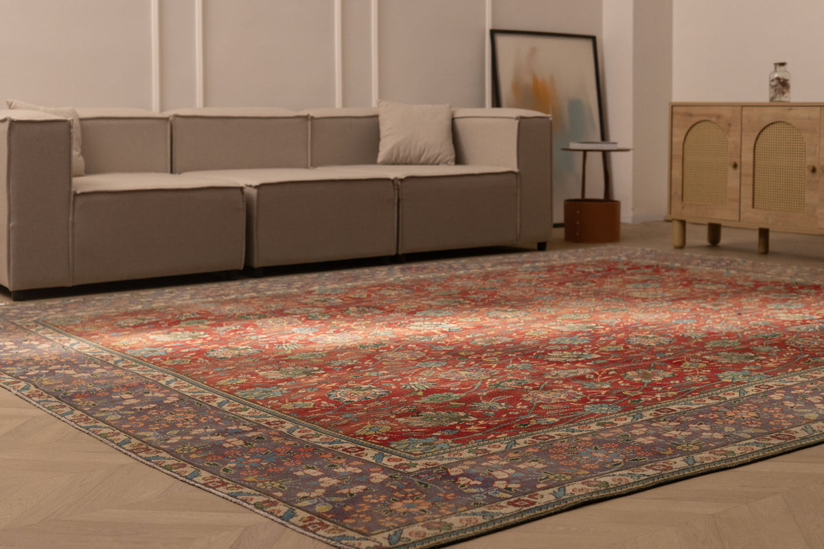 Garethor Persian-Style Oversize Area Rug
