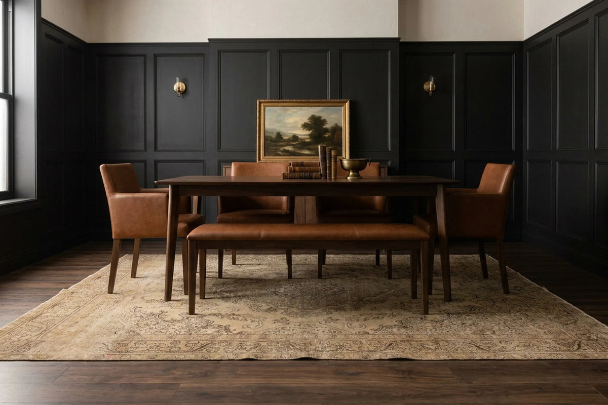 Beige rug in a dining room