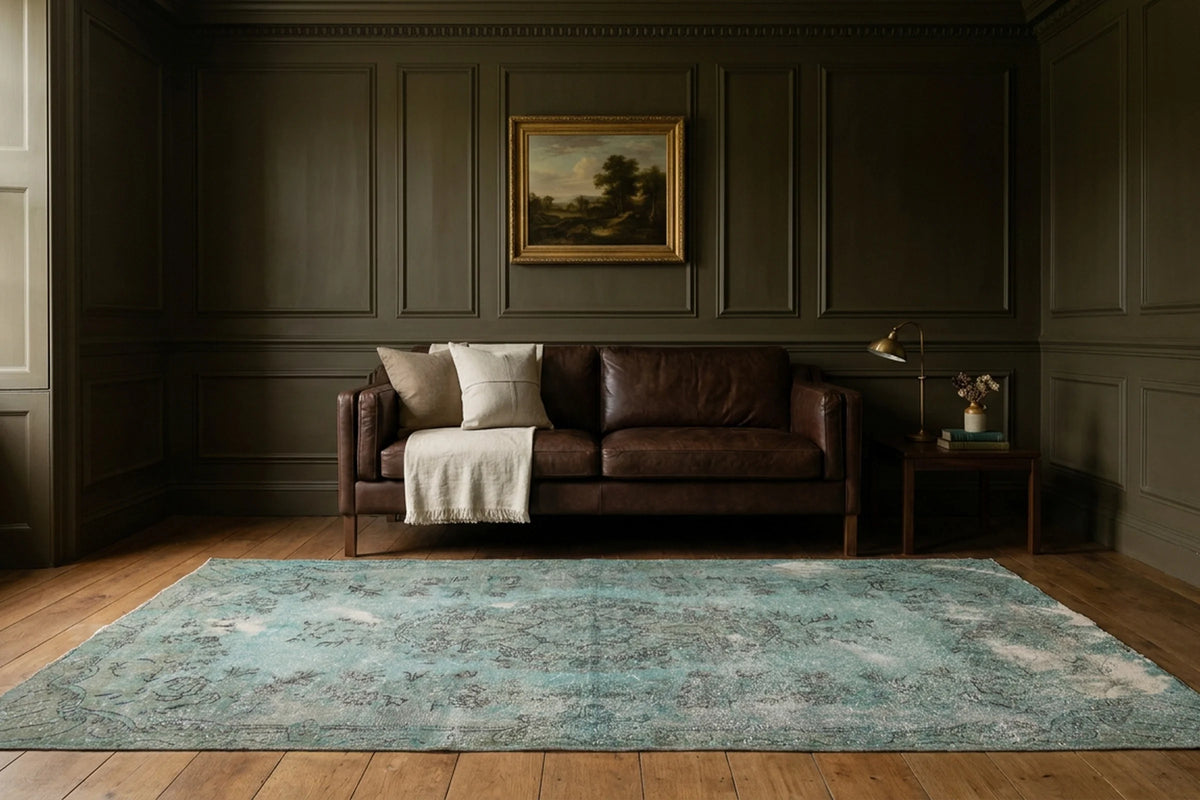 Blue Turkish rug in a snug