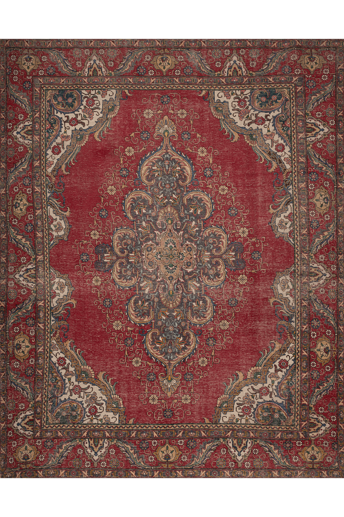 Vintage Southeastern Persian Style Oversize Rug 9x12 ft — Red & Beige Medallion