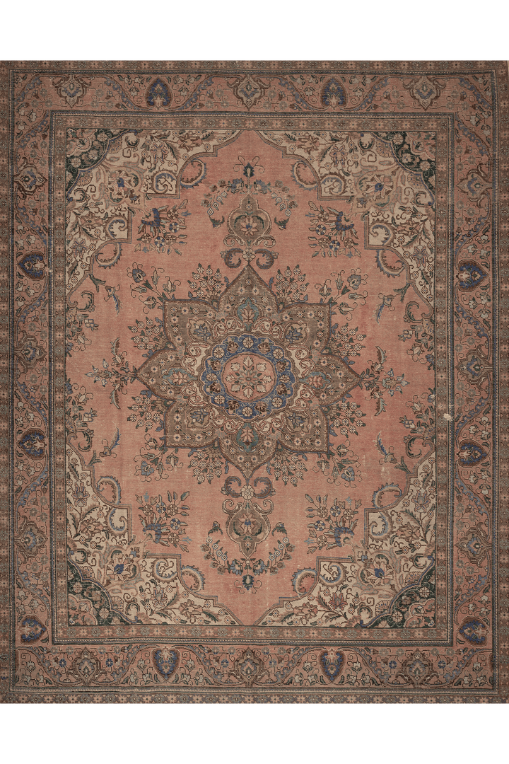 Vintage Southeastern Persian Style Oversize Rug 10x12 ft — Beige & Blue Medallion