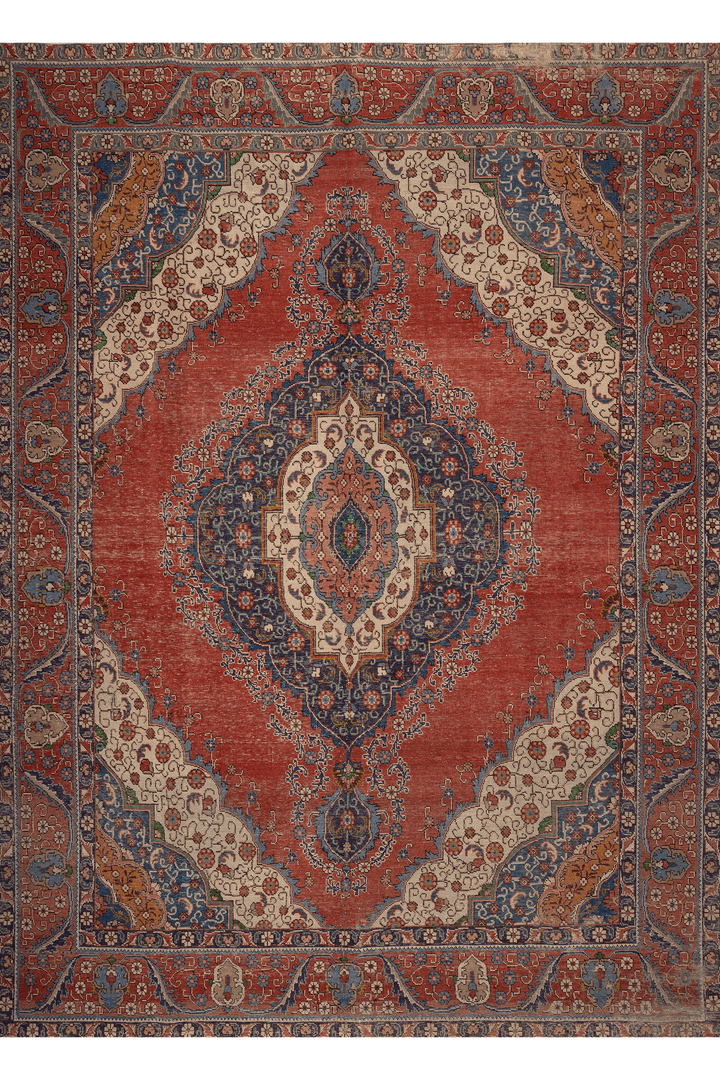 Vintage Southeastern Persian Style Oversize Rug 9x12 ft — Red & Blue Medallion