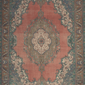 Vintage Southeastern Persian Style Oversize Rug 9x13 ft — Red & Green Medallion
