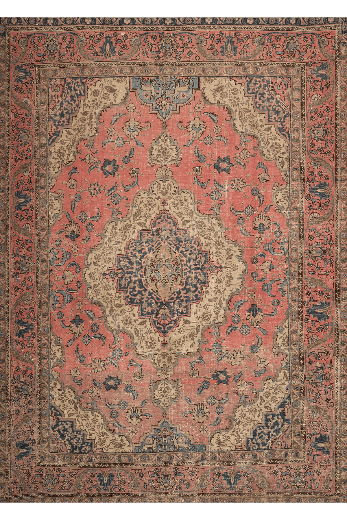 Vintage Southeastern Persian Style Oversize Rug 7x10 ft — Pink & Beige Medallion