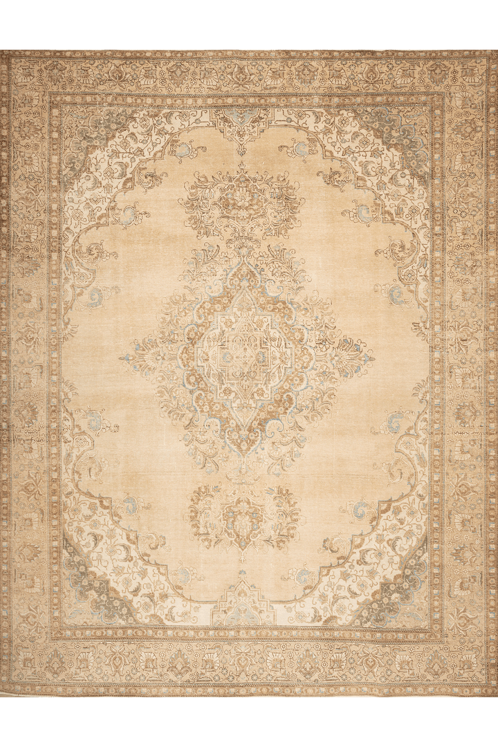Vintage Southeastern Persian Style Oversize Rug 10x13 ft — Beige & Brown Medallion
